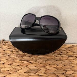 Marc Jacob’s women’s sunglasses